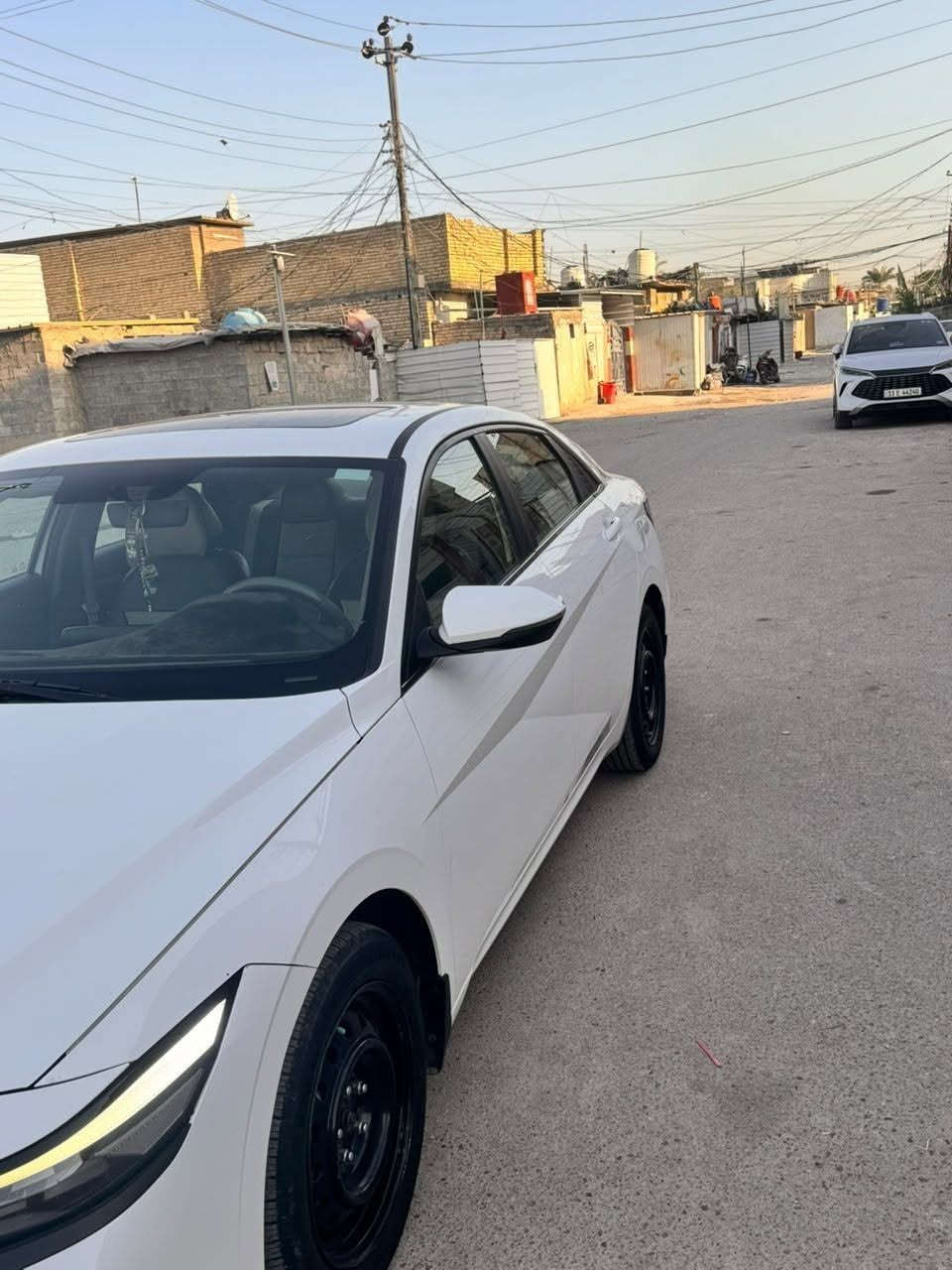 النترا ٢٤ خليجي فول مواصفات 
محرك ٢٠٠٠ دوش ويل كب كروم فتحة بصمة حساسات رادار معروفة مواصفات الخليجي
سعر 168$ بيهة مجال 
رقم الهاتف ***********
