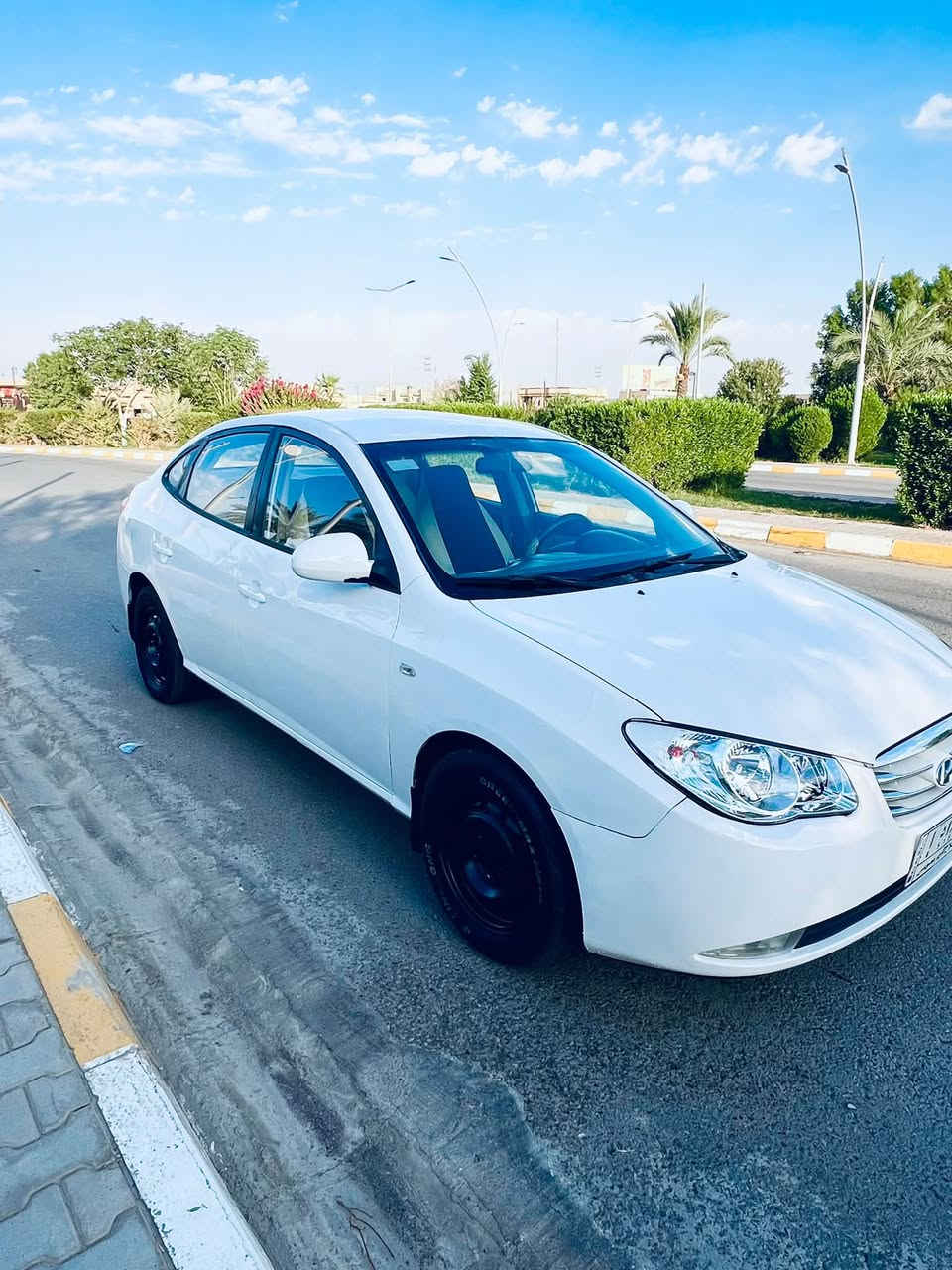 اعتذر عن الوعدة والقساط والمراوس أبيع فقط 

للبيع بسعر 78$ هيونداي اڤانتي مكينة 1600دكشن عالي 

موديل 2009 رقم صلاح الدين مشروع وطني 

سنوية لل30  هزه لل27 شرط التحويل والغرامات 

السيارة صبغ عام البارحة طلعت من الفرن 

ضررها جاملغ مبدل تجاري والباقي مكفول 

بدون دواخل بدون  ايرباك بدون گلبة بالشرط

گير ومكينة بالشرط لا صرف لا بخار لا صوت شرط

مواصفاتها معروفة دسك خلفي اشاير بالمري كاميرا 

سيارة جاهزة تبريد صدر كهربائيات تخم تاير جديد 

باتري جديد سيارة ماتحتاج مصرف نهائياً 

السعر 78$ العنوان تكريت هـ ***********0
