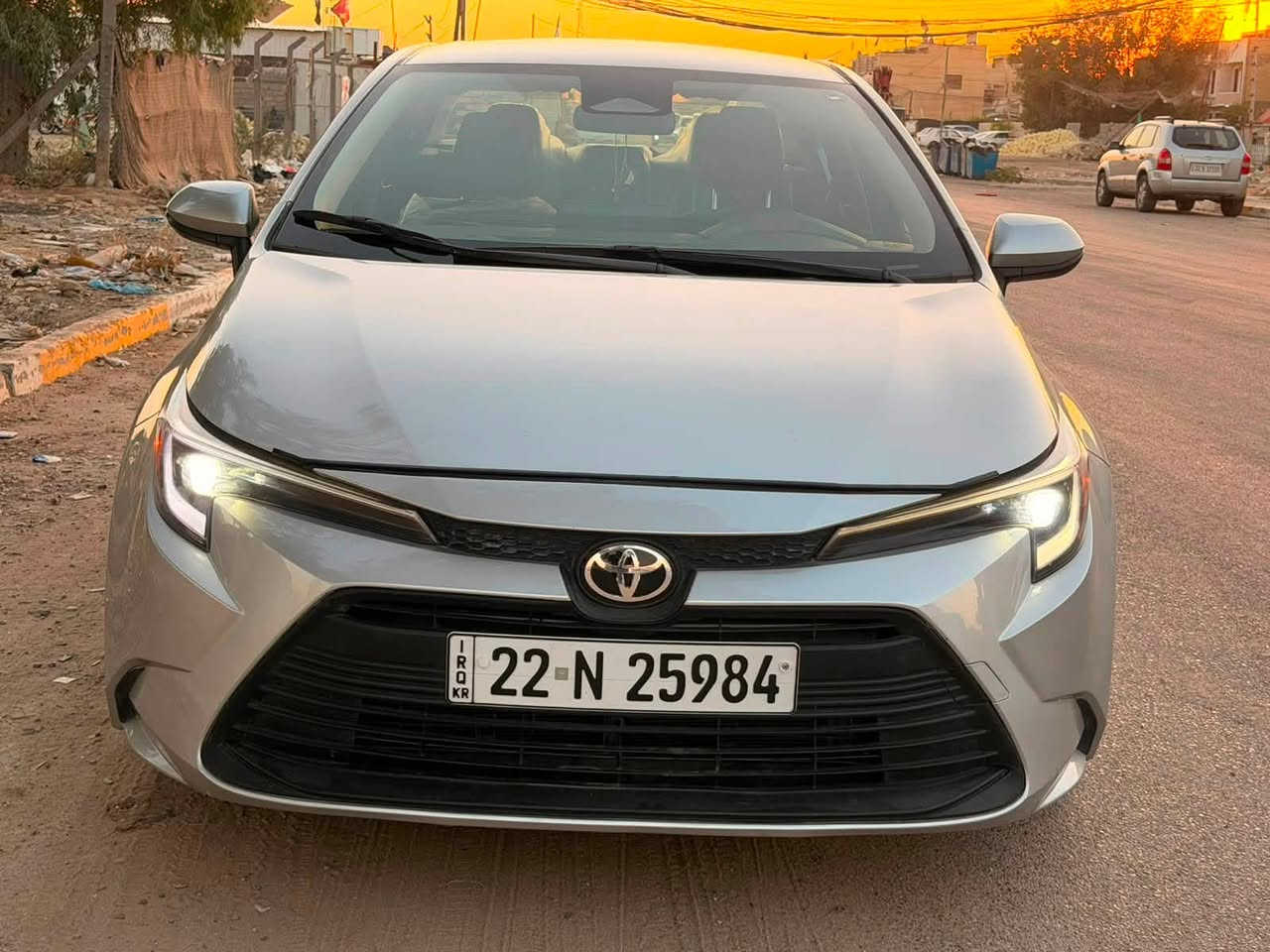 � تويوتا كورولا هايبرد 2024 للبيع 🔥

للبيع كورولا Hybrid موديل 2024 وارد أمريكي 🇺🇸
سيارة مرتبة واقتصادية، ومواصفاتها حلوة جداً للاستخدام اليومي.

✨ المواصفات:
🔹 هايبرد
🔹 موديل 2024
🔹 وارد أمريكي
🔹 اقتصادية جداً بالبنزين
🔹 مواصفات مرتبة ومريحة
🔹 سيارة ناعمة بالسياقة وموفرة

📸 صور الحادث مرفقة بالإعلان بكل شفافية حتى المشتري يكون عنده علم بحالة السيارة قبل التصليح.

🔧 حسب التصليح الحالي:
تم تبديل البنيد والجاملغ الأمامي، وباقي التفاصيل والفحص متاحة للجادين.

✅ الفحص والمعاينة متاحة
✅ ماكو شي مخفي
✅ اللي يريد يتأكد يتفضل يفحص السيارة بنفسه

💰 السعر او الاستفسار خاص او الاتصال على الرقم ***********
