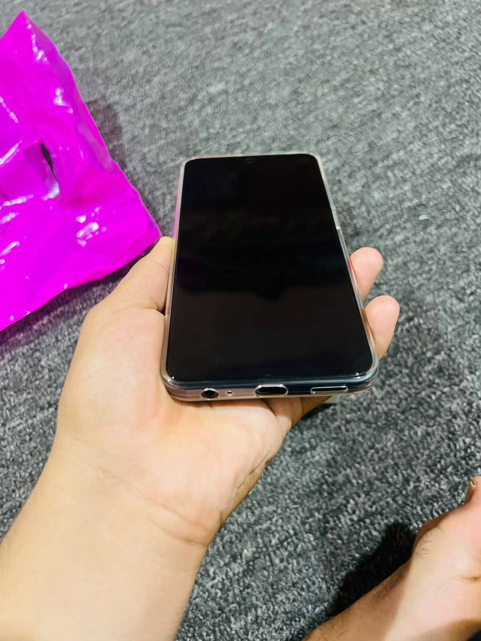 جهاز هوت ويف 18 جي دي ذاكره 256
جديد ما مستخدم ولا مره قبل يوم من شتريته كامل ملحقات بصره ***********
