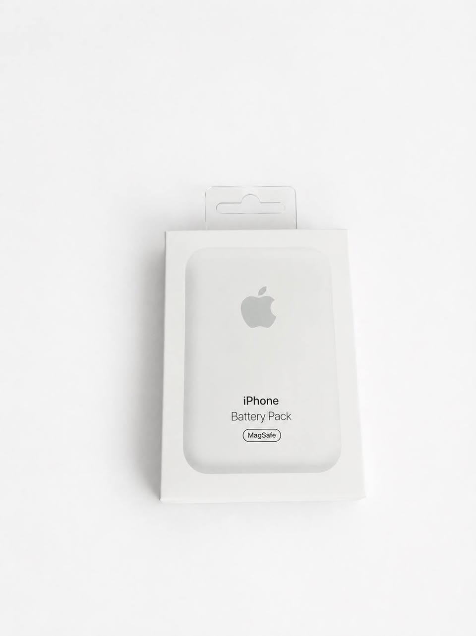 باور بانك مغناطيسي MagSafe للآيفون

اشحن جهازك بسهولة وبدون أسلاك مع بطارية MagSafe المغناطيسية المصممة لتلتصق مباشرة خلف هاتفك وتمنحك طاقة إضافية أينما كنت.

. شحن لاسلكي مغناطيسي سريع وثابت.

. يلتصق بإحكام مع أجهزة iPhone الداعمة لـ MagSafe.

. تصميم نحيف وخفيف مناسب للحمل اليومي.

. يوفر طاقة إضافية أثناء التنقل والسفر والعمل.

. حماية من ارتفاع الحرارة والشحن الزائد.
السعر 15 الف 
لدينا توصيل لجميع المحافظات 
للحجز مراسلتنه على الصفحه او واتساب 
***********
