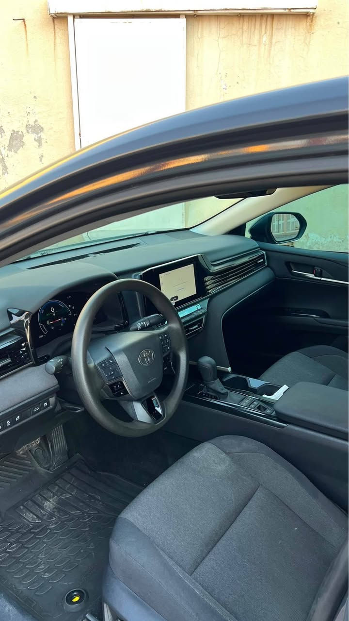 TOYOTA CAMRY 2025 LE
سلام عليكم 
بـيــع سريع حادث حيل خفيف بدون ايرباك بدون دواخل شرط 
لون مميز سمنتي 
رقم صاحب سيارة *********** 
سعر سيارة حيل مناسب 198 و بيها مجال أربيل, العراق
