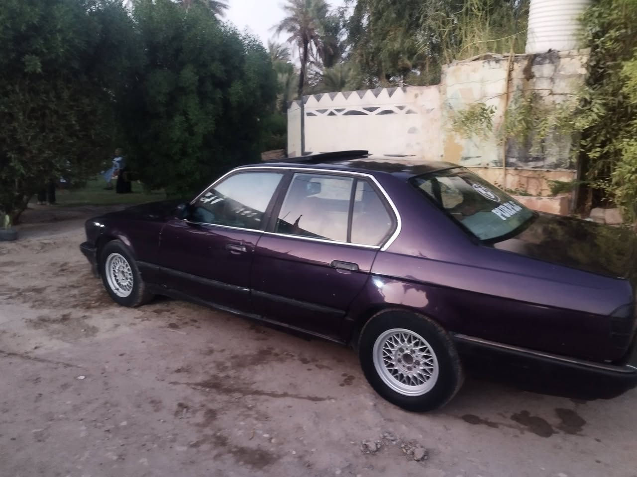 بي ام دبليو حجم 740 مكينه 8 سلندر اصل وفصل رقم بغداد انكليزي بااسمنه تحويل مباشر كير محرك. حداديه جدد كهربائيات شغاله كلها تخم. تاير جديد ارفلو جديد ويل خليه جديد جواها فتحه سقف شغاله بجم عريض سياره جاهزه فقط تبريد عاطل سعر 43 وبيها مجال بسيط وترهم. مراوس مكان بابل جبله ***********
