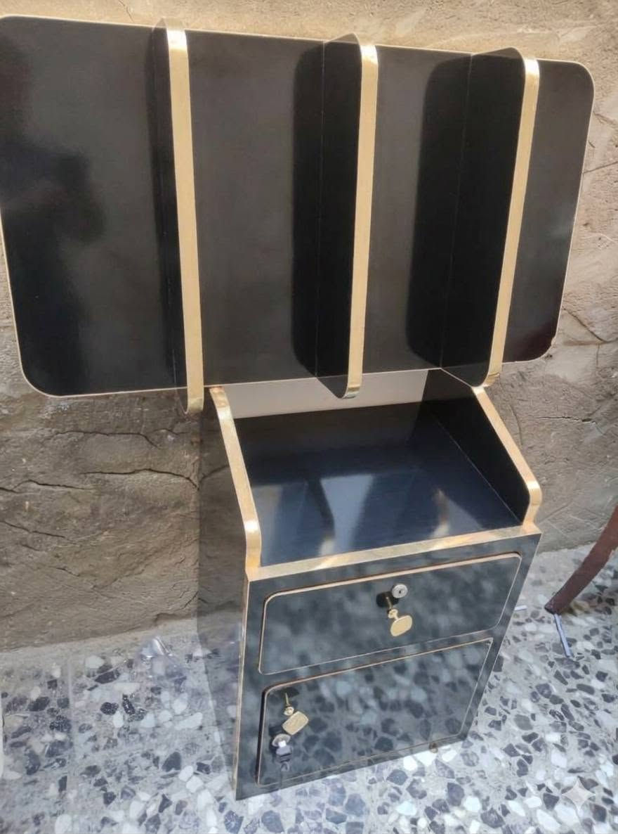 غراض صالون العنوان بغداد حي الجهاد قرب مطار بغداد للاتصال على الرقم ***********
