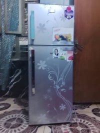 اغراض بيت مستعمله شي قليل وصليه الاستفسار اتصل07735680588