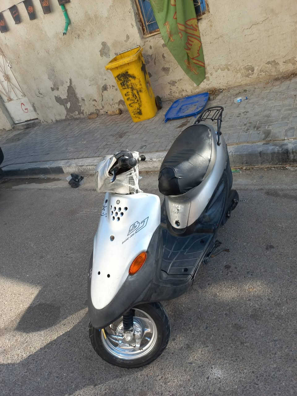 سلام عليكم تسع زروف لبيع دراجه خير من الله ما ناقصهه برغي شغل واطلع دكه وحده
دراجه محرك مامفتوح تجي وتشوف بعينك نعومه نهضه خير من الله لايت عالي ناصي اشاير يمنه يسره هورن سلف كله شغال المحرك ناعم كلش سعرهه 350 وبيهه مجال لطيبين مكاني البصره القبله حي المهندسين رقم الهاتف ***********
