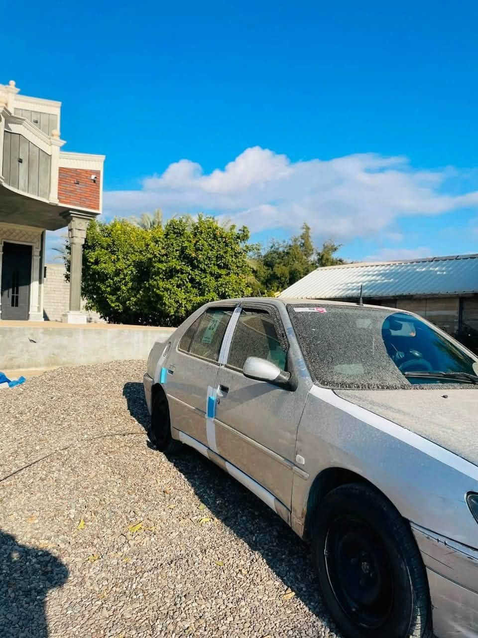 بيجو 2002  مطلوبه بيها واجهيه
گير ومحرك شرط صدر نص عمر 
تايرات نص عمر جاهزه 
المكان تكريت قضاء العلم سمره 
السعر 20 $ ورقه وبيها مجال 
جاهزه انكر سلف واطلع 

***********
