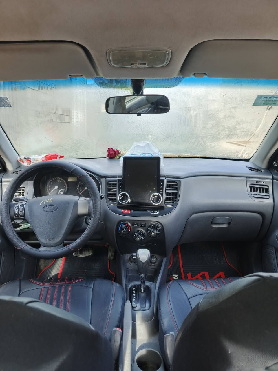 السلام عليكم
كيا ريو موديل ٢٠٠٨ للبيع فقط سنويه باسمي صبغ حزام السعر ٦٣ بيها مجال ***********
