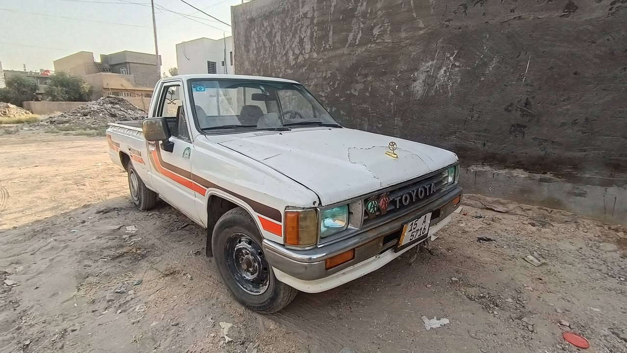 السلام عليكم
للبيع موديل ١٩٨٤
الرقم الإنكليزي الجديد / الأنبار
باسمي تحويل ثاني يوم
المحرك يحتاج تجفيت 
المكان بغداد المحمودية
*********** واتسب
السعر ٢٣ وبيها مجال بسيط
