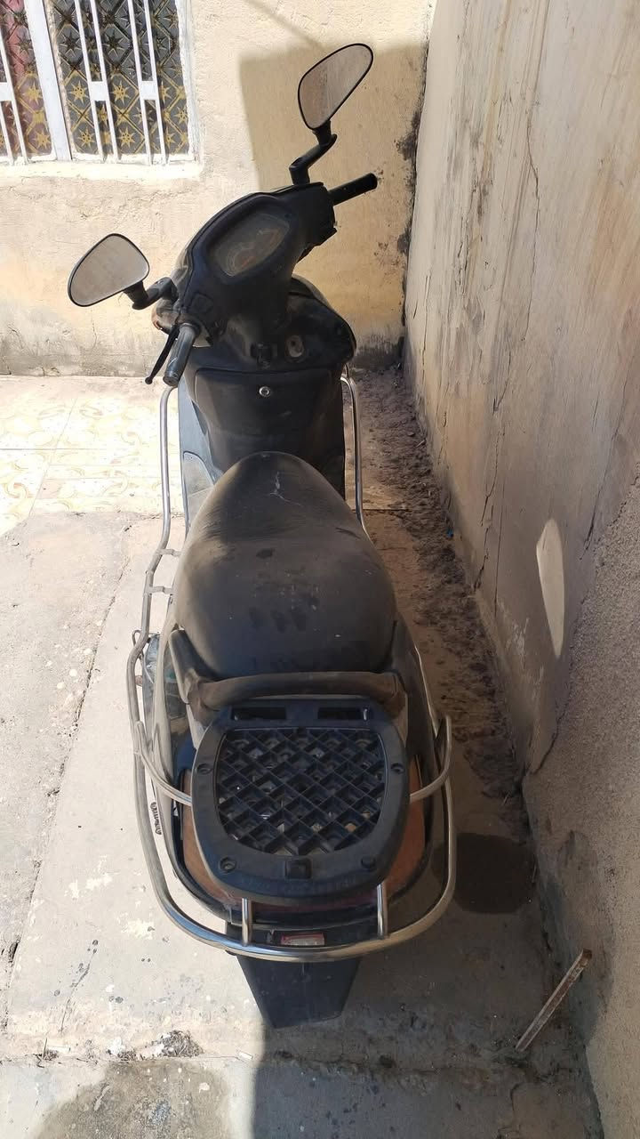 السلام عليكم سبيسي ماليزي طافيه كوم حديد السعر 150 وبيه مجال قليل مكان كوت الاحرار الاتصال عله رقم ***********
