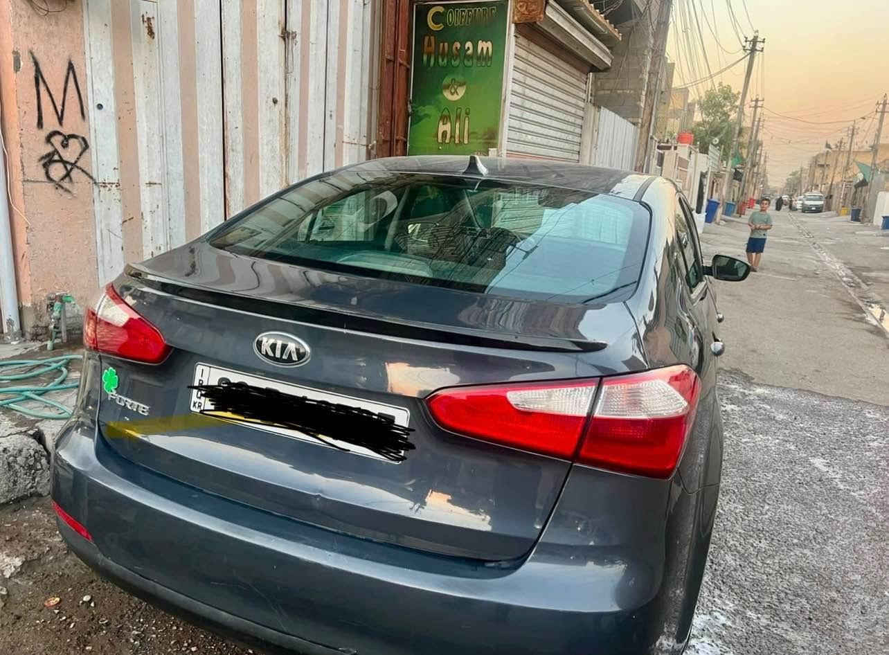 السلام عليكم كيا فورتي 2016 بسعر  مناسب مكينه دوش 2000خير من الله سياره مال بيت جاهزة من كل نواحي ماتحتاج اي صرف وبالاضافه الى منضومه غاز شرط شادهه باربيل تنسى هم البانزين وجاهزه حادثهه بنيد وبارد جاملغ الايسر رقم أربيل تحويل ثاني يوم  السعر (97$)كله مكفول وجاهزه مكاني بغداد البلديات الرقم ‭‬*********** فقط واتساب بغداد, العراق
