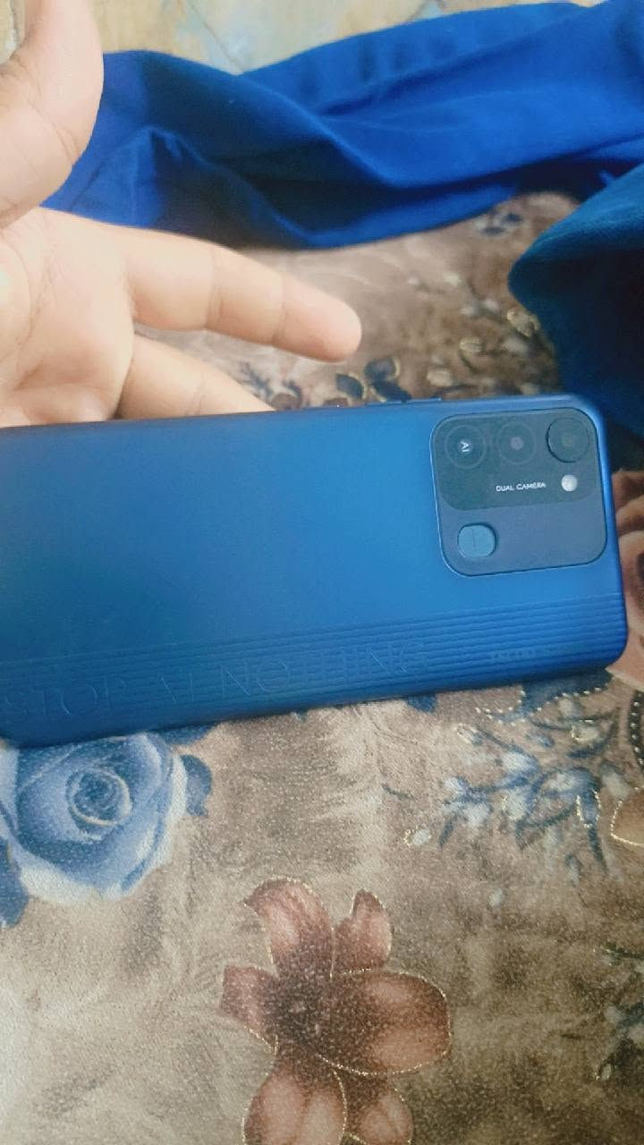السلام عليكم انفنكس بيع مستعجل كلش محتاج جاهز ما مفتوح كله شغال جديد ذاكره 128 جهاز كامل شرط ضمان السعر 45 مستعجل مكاني بغداد الحسينيه ***********

نص مكتوب في الصور:
- ٢٣:١٧
- الخميس، ١٧ سبتمبر
- وَضْعُكَ بِأَيِّ
- حَالٍ عَادَيْتَ وَالْحَيَاةَ؟
- INSTA : MOTFA
- كل يبدو الكرسي المقابل البطيء
- بسيطا، لكن ممكن يؤدي وظيفتين في..
- استكشاف
- ليكتشف
