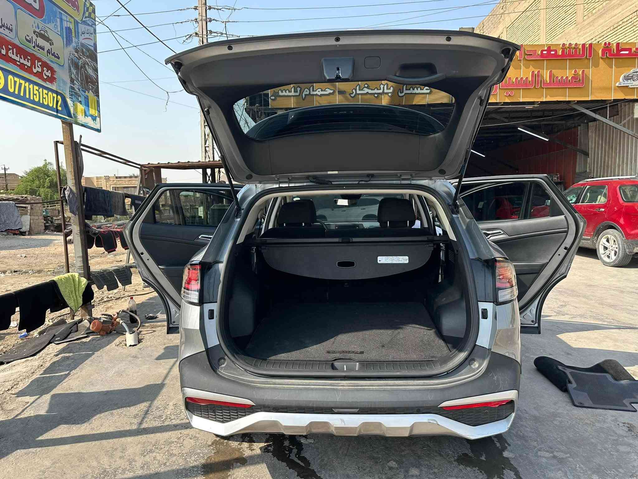 السلام عليكم 
كيا سبورتج موديل ٢٤ 
مواصفات LX
دخول جديد
السيارة ماشية ٢٧ الف 
حادثه بس الدعامية الخلفيه 
يعني تقريباً كلين بدون حادث 
السيارة كاملة 
تترقم اربيل 
مكان السيارة البياع 
السعر ١٩٤٠٠$
معا الرقم

نص مكتوب في الصور:
- 9:51 Back HD
- Back