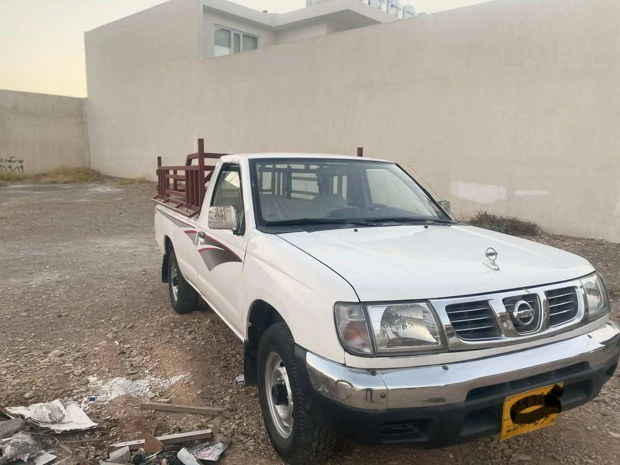 نیسانی تاک مۆدیل ٢٠٠١ نە پاوەر نە تەبریدە نمونەیەک لە جوان سەقفو شان بەشەرت گیرو مەکینە بە شەرت سەیەرەیک تونو تۆلە ناوبۆدی جەمجەی جوان لە سەرە ٥٠٠ هەزار رۆشتوە سەنەی تا ٣١ تازەیە تحویل خەرەما بە شەرت لە سلیمانیە
داوەی 70 معەمەل برەیانەی لی ئەکەم
رەقەم تەلەفوم ***********

