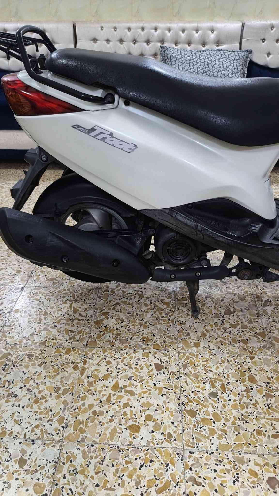 اكزز نوزل خطين كفالة عامة درجة جديدة بمعنى الكلمة السعر ١/٦٠٠ وبيه مجال مكانها حله مركز للاستفسار ***********
