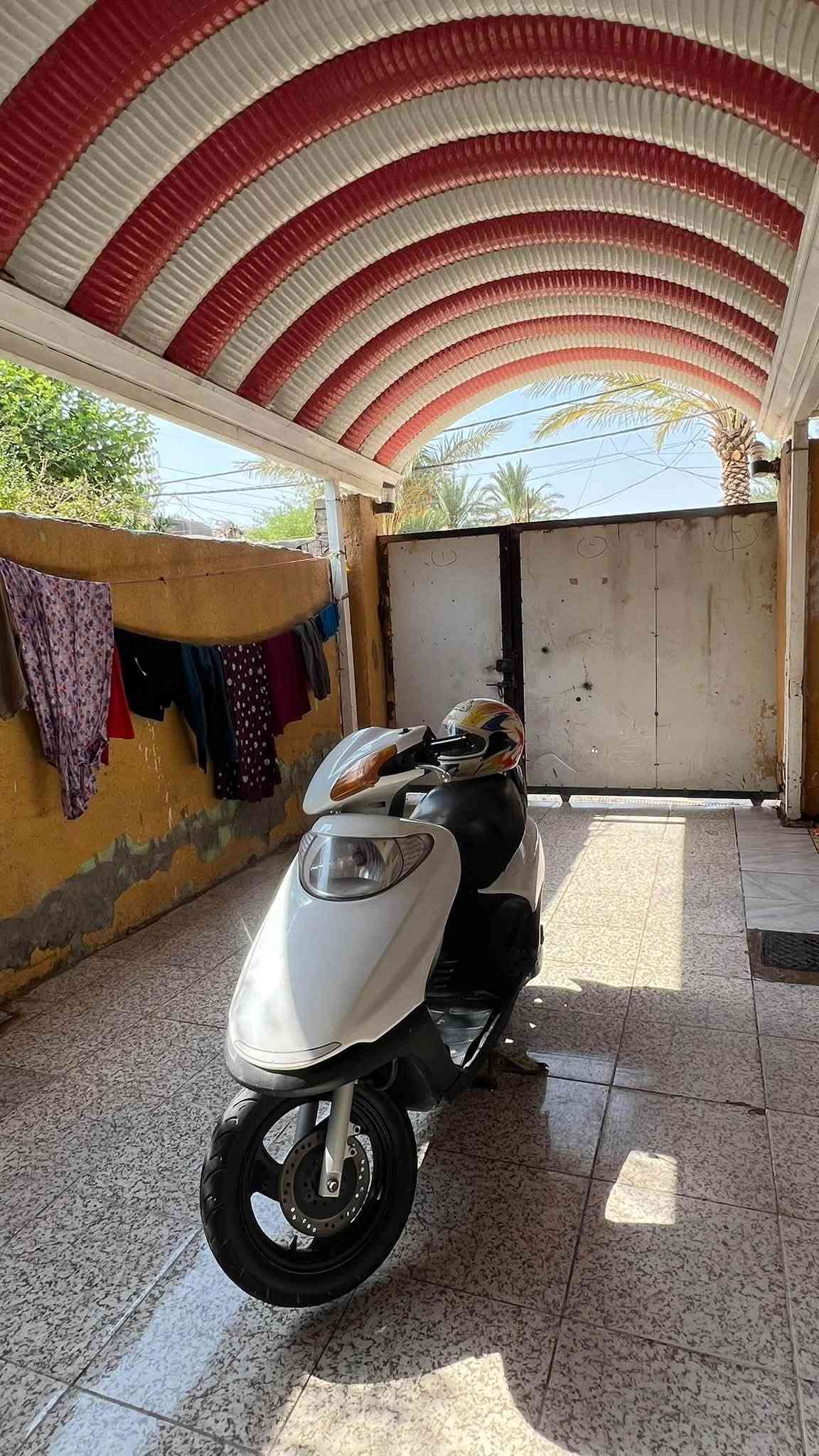 السلام عليكم اخوان سبيسي ياباني للبيع اخوان الدراجه كلش نظيفه كهربائيات كلها شغاله مابيها نقص برغي كلشي بيها شغال سلف هندر اشاير عالي ناصي هورن شلعه ومعدل تخبل مكينه شرط خرسه السعر 600 وبيها مجال مكاني كوت حي الحكيم رقمي للتواصل + واتس اب *********** + ***********
