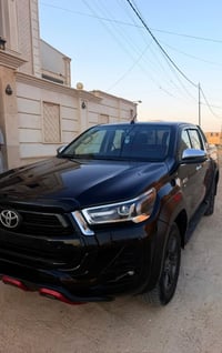هايلوكس TRD • ٦ سلندر • دفع رباعي