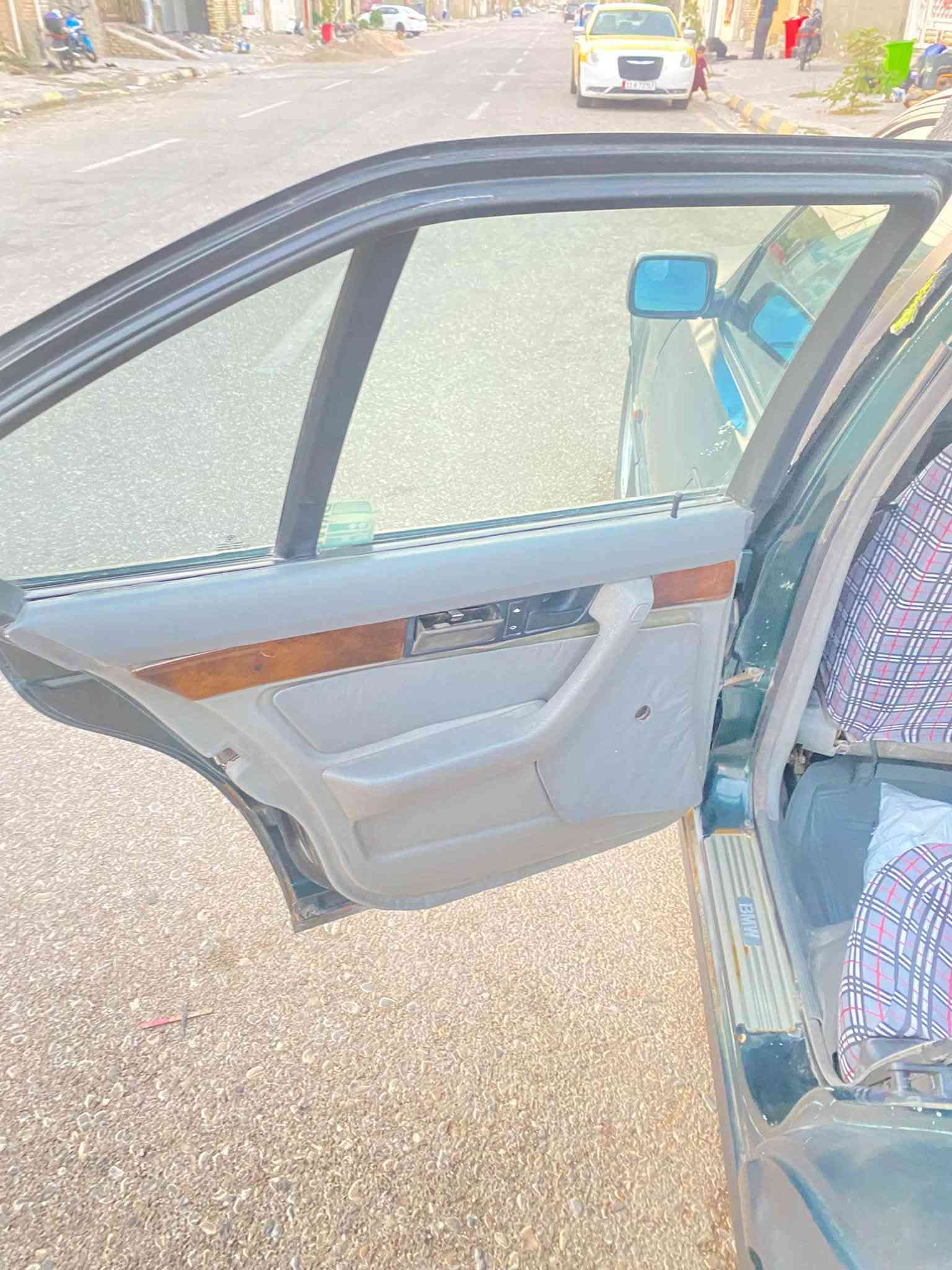 سلام عليكم 
بي ام 520وارد ياباني محرك 25مسكر عدل  بجم عريض فتحه التبريد بي ضعف والقايش  انكطع عندي تخم تاير صدر صالنصه من الطول لطول 
راديتر جواين سلف ولف حماوه الفيو جديد 
سنويه لحد شهر 11هازه وبعدني مامداور رقم كربلاء صاحبه الوكاله العامه ام الباركوت بل الكوت واني بل الكوت وحالين السياره بغداد لن عسكري كهرباياته كلهن ابلاد مامجطل اي واير مراوس  سعره 40بيه مجال 
السياره جارده وعضمته حلو موديل 
93 ‭
***********‬
