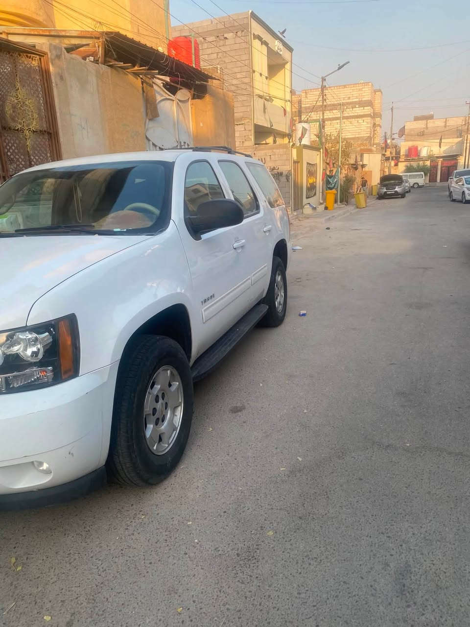 تاهو مديل 14وكالة الغانم كفاله عامه بيه بس ملاحظات بسيطه حداديه جديده تخم تايرات كله جديد مالت بيت مامتعوبه سعر 250بيه مجال بكان سياره بصره 
رقم الهاتف ***********
