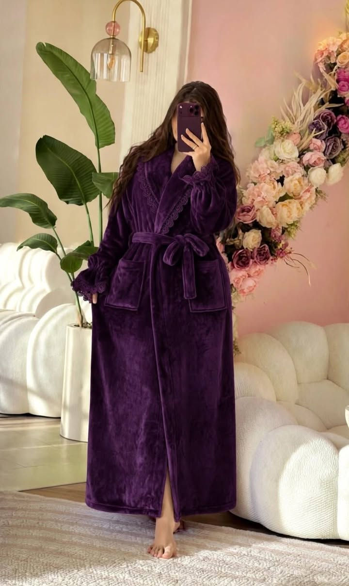 روب مخمل • اورجنال • مقاس L-3XL