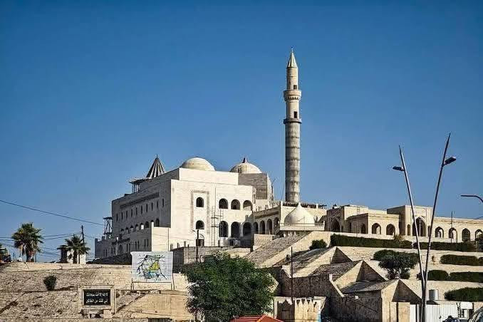 ❤️ شركة رحلة يلدآ إلى موصل
----؛؛؛؛؛؛؛؛-----
🟥 جولات دينية وسياحية

↙️مرقد النبي يونس عليه السلام 

🟥جامع النبي شيت عليه السلام 

↙️ غابات #الموصل وكورنيش السياحية

🟥وحمام العليل  
🟧جولة في سوق موصل 

↙️مبيت ليله واحد( #بسعر 25  الف)

🟥تاريخ الرحلة الجمعة 2\10\2026
↙️انطلاق ساعة 6 صباحآ
🟥للحجز والاستفسار مراجعة الشركة قرب متوسطة الرشيد
📞***********
📞***********
📞***********

نص مكتوب في الصور:
- WWW.ALMOSIL.ORG
- Issaw