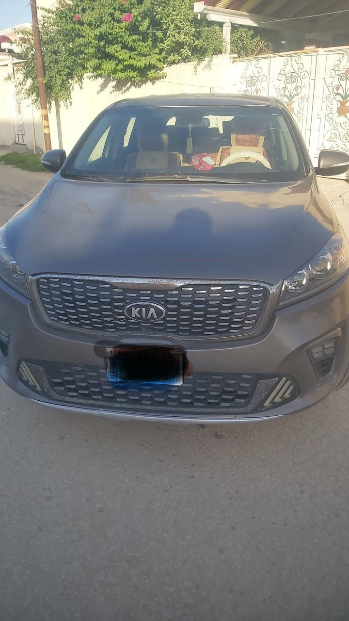 سورنتو موديل ٢٠١٩ بغداد ٤ سلندر ٧ راكب حادثه صبغ بنيد فقط دون فتح والباقي كلها على البلاد ماشيه ٨٣ قابل للزيادة لتفاصيل اكثر ***********
