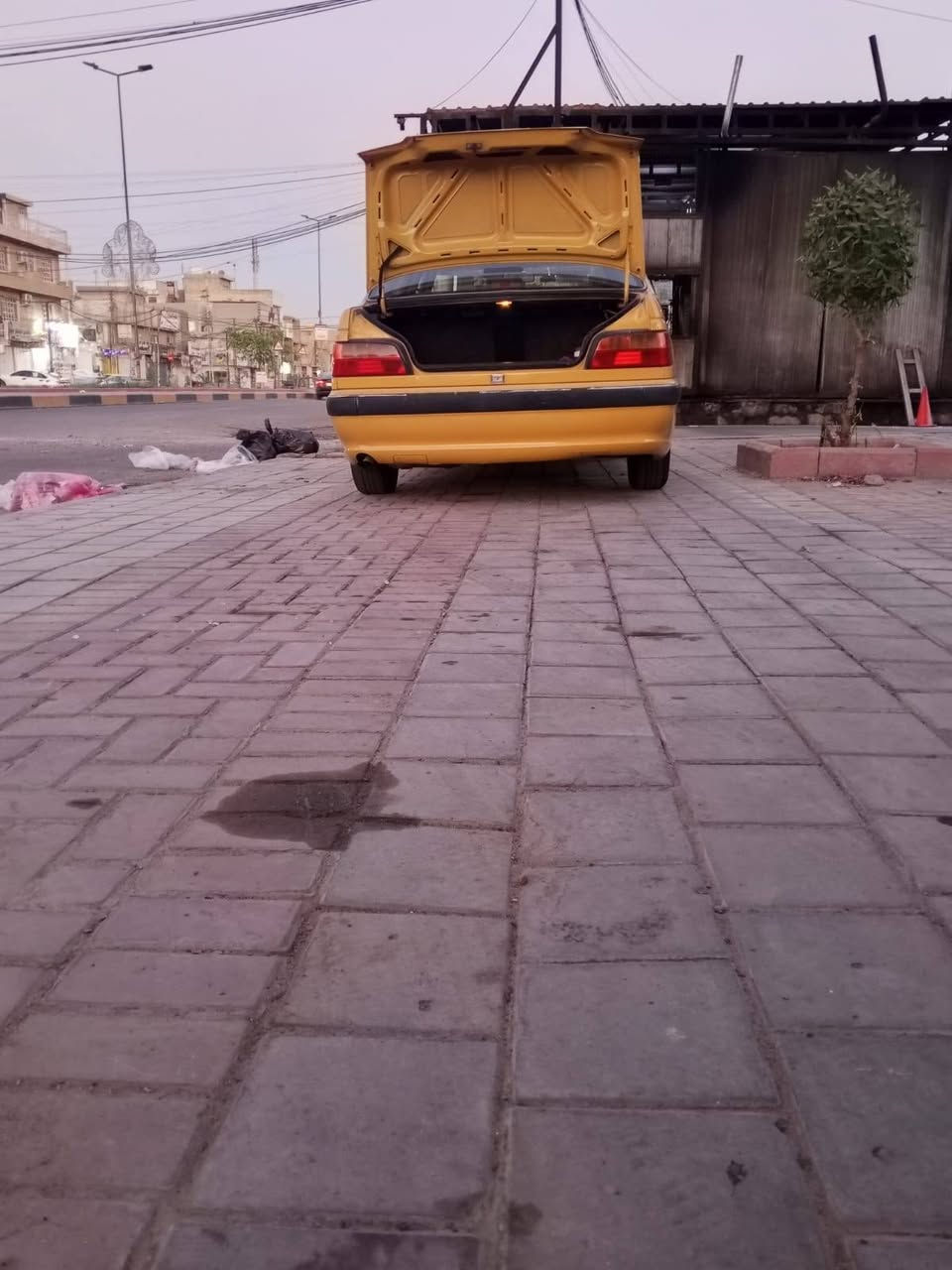 سلام عليكم  بيجو بارص 2015
هيئه وغرامه مصفرة 
سيارة جاهزة كبل للشارع 
باب خلفي مبدل فقط 
رقم جديد سنوية جديدة
تخم تاير سيارة 
تبريد 
صدر كامل
جراد بيها سيارة كدام العين
مكينه خير من الله 
هزة جديدة 
العنوان بغداد قرب جامع الفردوس مكلف بلنشر 
يوسف الربيعاوي هذا راعيها 
***********

