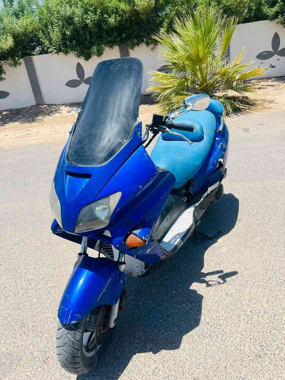 فورزه 06 سعر150 الف قفل ابيع كوم حديد دراجه تشتغل بس عوزه تعديل ابيع كوم حديد كوم حديد مكان سفون قرب مدرسه تعاون ***********
