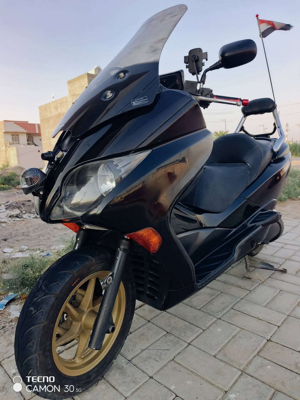 السلام عليكم ورحمة الله وبركاته
Honda Forza 010 - 250 CC

كفالة _كير _ محرك بوضع شركه  

كير 7 نمر - اوتوماتيك - Sport _ حساسات _ هواي مواصفات بيه 

الدراجة كاملة و مثل ما موضحة بل صور نقصها فقط الجاملغ الامامي 
💯مزوده تزويد فول 
شاشة بمقاس 10 انج اوربيا كاربلي تدعم جميع التطبيقات 
نظام كامرات امامي خلفي 
سبايدر سلستيل العالي ابو التجوى
فدراليات اماميه 
بلوجكتر ابو الخوذه عالي ناصي 
مخرج شاحنه ثنائي + جداحه
ستاند موبايل عدد 2 
فتال خلفي 

السعر ١٥ ورقه وبيها مجال بسيط

رقم الهاتف: ***********
           : ***********

العنوان : الانبار _الرمادي _السبعة كيلو

نص مكتوب في الصور:
- TECNO CAMON 30 5G
