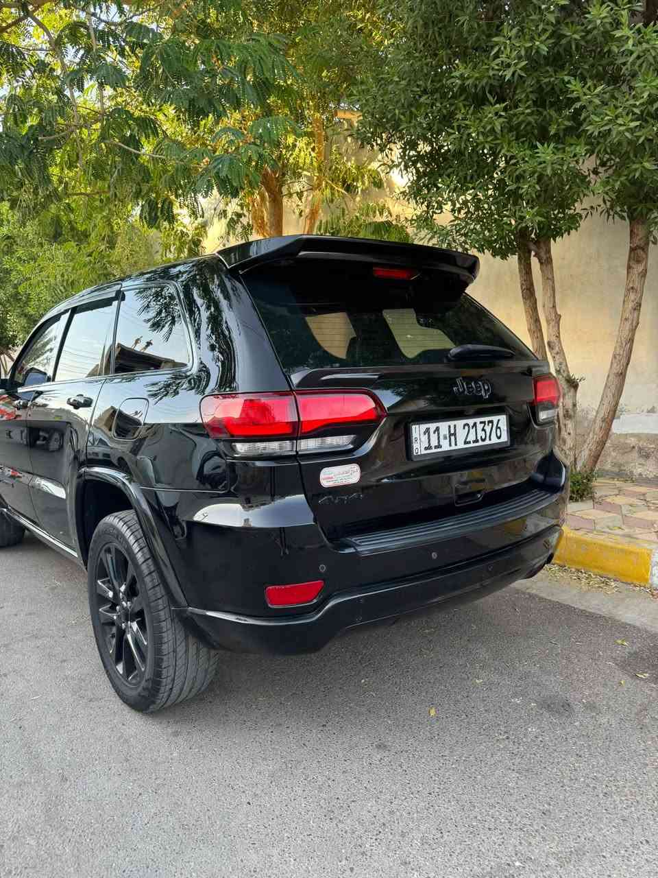 ✅السلام عليكم  

✅جيب كراند لمتدد فوول مواصفات 2019

✅رقم بغداد بأسمي هزه وسنويه جديده 

✅المواصفات شاشه جبيره كراسي كهرباء + كراسي وستيرن هيترات

✅فتحت سقف 

✅تشغيل عند بعد 

✅5 بصمات 

✅صندوق شفط فتح وسد من البصمه ومن داخل السياره من جهتين 

✅توقيف ذاتي رادار حساسات

✅4 مخارج UPS

✅كراسي جلد 

✅تحكمات ستيرن فول تلفون 

✅دمام بالصندوق بلادي وبعد بيها هواي مواصفات
كير 8 نمر 

✅ويل 20 بلادي تخم تاير

✅لايت لد زنون بلادي 

✅وارد امريكي صبغ قطعتين فقط جاملغ وبنيد 

✅السعر 210 يرهم نقد او مراوس

✅تفاصيل اكثر اتصل موبايل ***********

✅تحويل مباشر
