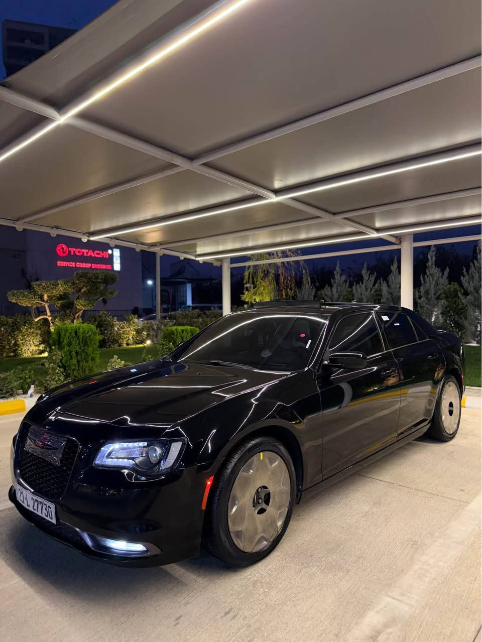 chrysler 300 2018 S 
كلين تايتڵە - بێ بۆیاخە بێ پارچە گۆڕان-بێ کرانەوە
کەنەدیە - تەنها74 هەزار مایل ڕۆشتووە 
گێڕ و مەکینە و کارەبایی بەشەرت
مواصفات S فوول 
سەنەوی ڕەقەمی تازەیە
بە ناوی خۆمەوەیە
تەحویل و غرامه بەشەرت
تازە سێرفس عام کراوە
شوێن :سلێمانی 
نرخ:248$💵
ژت:*********** السليمانية, العراق
