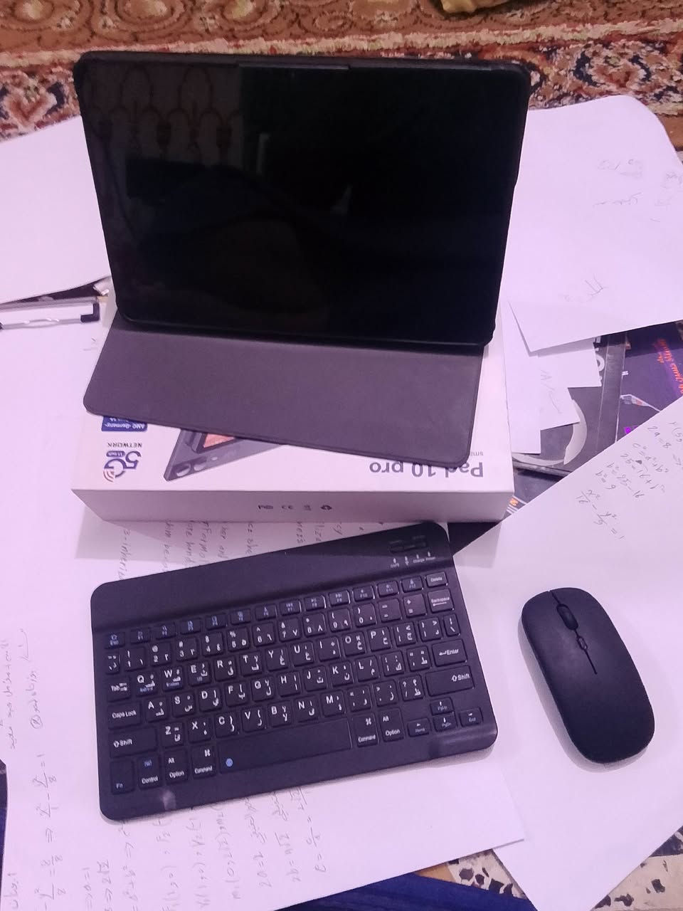 ايبادPAD 10 PRO شركه AMG الذاكره 1تيره مع ملحقاته شاحنه وكيبورد  وماوس سعه البطاريه7000 ملي امبير ايباد اخو الجديد استعمال قليل كارتونته ويا سعره 175وبي مجال للاستفسار‪***********‬‏
او علق واني اراسلك
