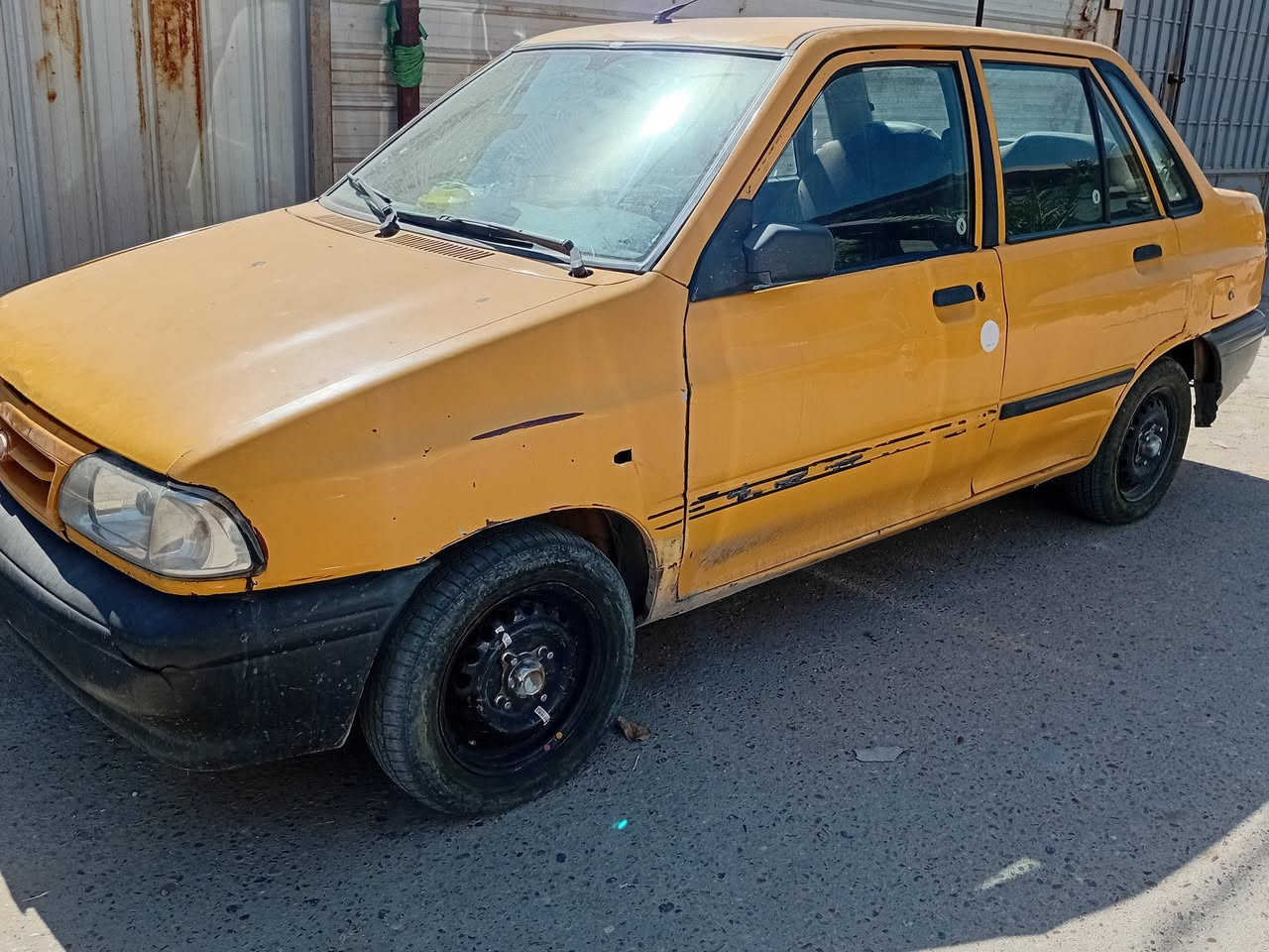السلام عليكم من رخصة الادمن سايبا ٢٠١٢ كير محرك حداديه مصفره هيءه وغرامات بيع مستعجل تحويل ثاني يوم السعر ١٤ قفل سياره حلوه بغداد الزعفرانية ***********
