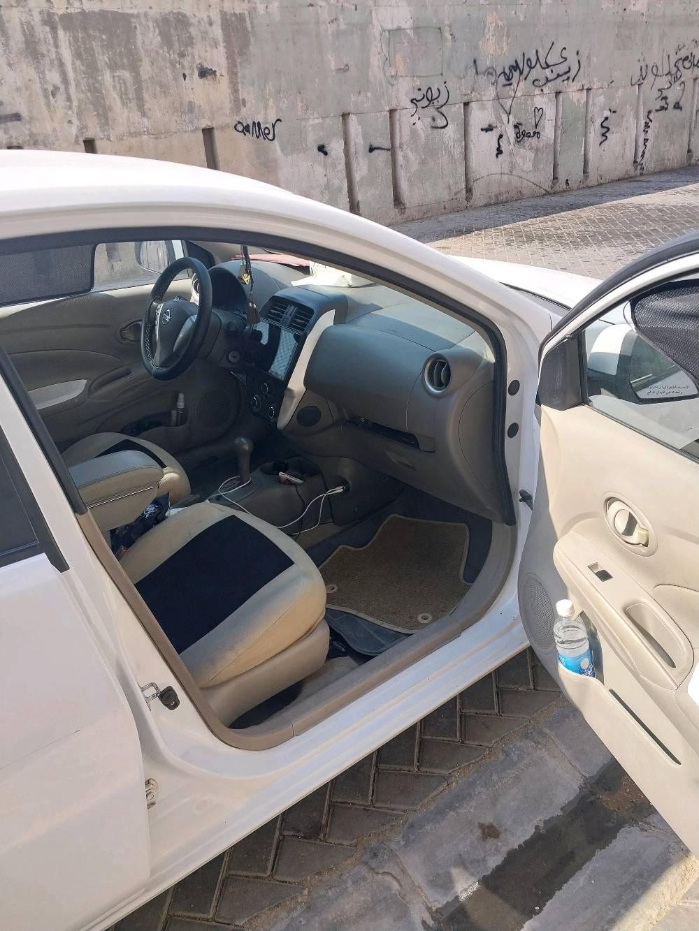 سني هندي بليته زركه موديل 2019 مال جناي سنويه باسمي رقم انكليزي  محرك وكيري وتبريد كفاله ماشيه ١٢٠ ألف سياره نظيفه بيهه ضربه بالصندوق على البارد مرجعينهه مو قويه الضربه وتجي وشوفهه بنفسك وتحكم انته افضل  السعر ٩٠ ورقه مكانهه في مدينة الصدر كياره قطاع ٦٩ قرب جامع القدس