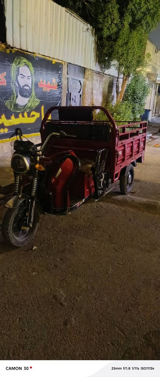 سلام عليكم ستوته شحن للبيع موديل 25 بطاريات مسطره جدد اي نقص مابيها السعر مليون 100 شراي يتصل ***********
