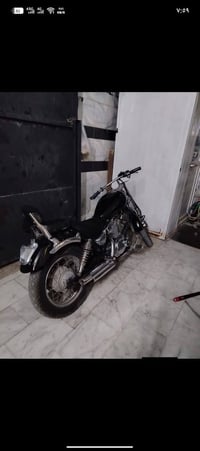 Yamaha virago 250  دراجه ما بيه هوايه نقوصات  مكينه لا تنقيص ولا تبخیر...