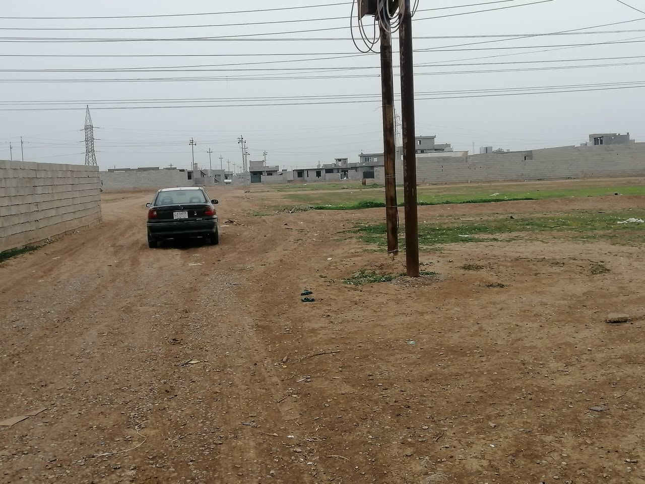 قطعه ارض للبيع مساحه 230 خلف قاعة ليان
سعرها 5 ونص وبيها مجال ***********

نص مكتوب في الصور:
- البحث هنا ضبط عنوان المنزل المطاعم معالم الجذب السياحي Google Maps محليات استكشاف محفوظاتك مساهمة ٠٣٧
- البحث هنا ضبط عنوان المنزل المطاعم معالم الجذب ا مطعم ومشويات ماشاء الله قاسم النعيمي قاعة ليان للأعراس والمناسبات تم عرضها مؤخرا محطة كهرباء المظهورية Google Maps ٠٣٧ محليات مساهمة محفوظات استكشاف
- معالم الجذب المطاعم ضبط عنوان المنزل البحث هنا Google Maps ٠٣٧ محليات مساهمة محفوظاتك استكشاف