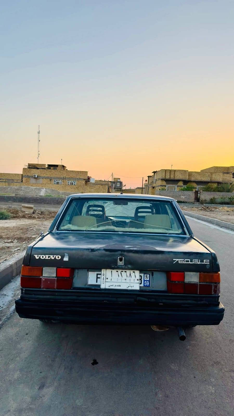 سلام عليكم
فالفو موديل 1989 سنويه ل 30
تحويل مباشر شوكت ماتريد مالكه الشرعي يمي 
كير مكينه ونجي 6سلندر 
السياره دواخله كله على بلاد
كير مكينه حداديه كله جديد 
تخم تاير جديد كهرباء كله شغاله 
سياره جاهزه من كلشي. ماعده التبريد 
العنوان ناصريه سوق الشيوخ 

السعر 30 وبيه مجال 
***********
