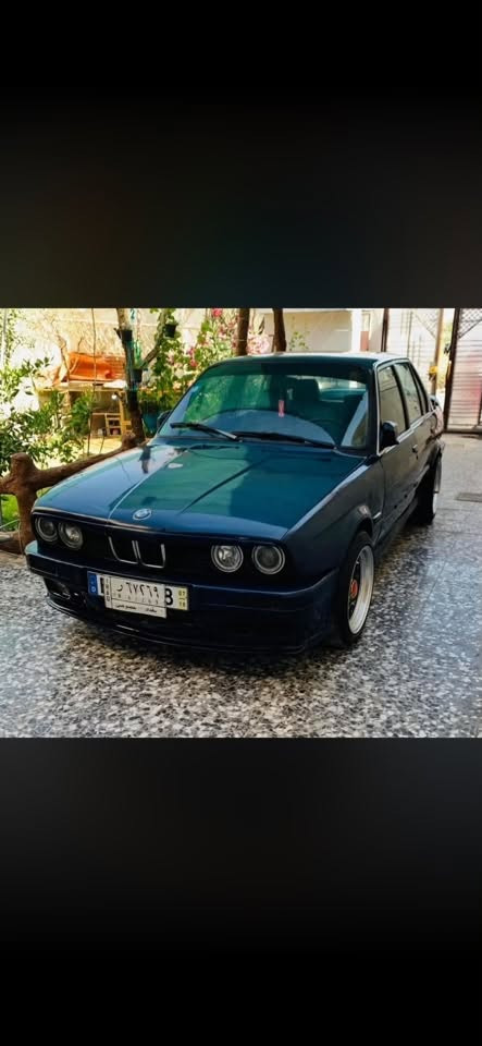 بي ام زعره موديل 89 
بأسمي سنويه لل 28 رقم بغداد مشروع وطني 
محور مكينه ونجي بيها خيط تبخير 
نقصها بور ستيرن بي نضوح 
شيال مال كاردن 
ماطورات مال جام 
يعني يرادلها ترتيب قليل 
مكانها ميسان سعرها 28 وبيها مجال قليل 
ملاحضه ابيع كوم حديد 
***********
