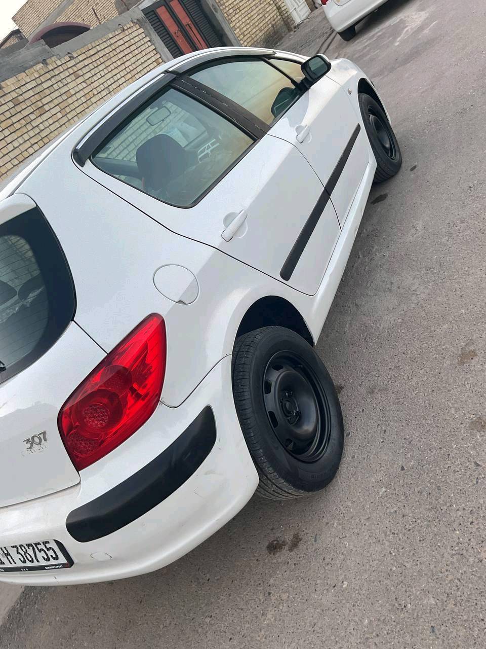 بيجو 307 • فرنسي • ٢٠٠٦