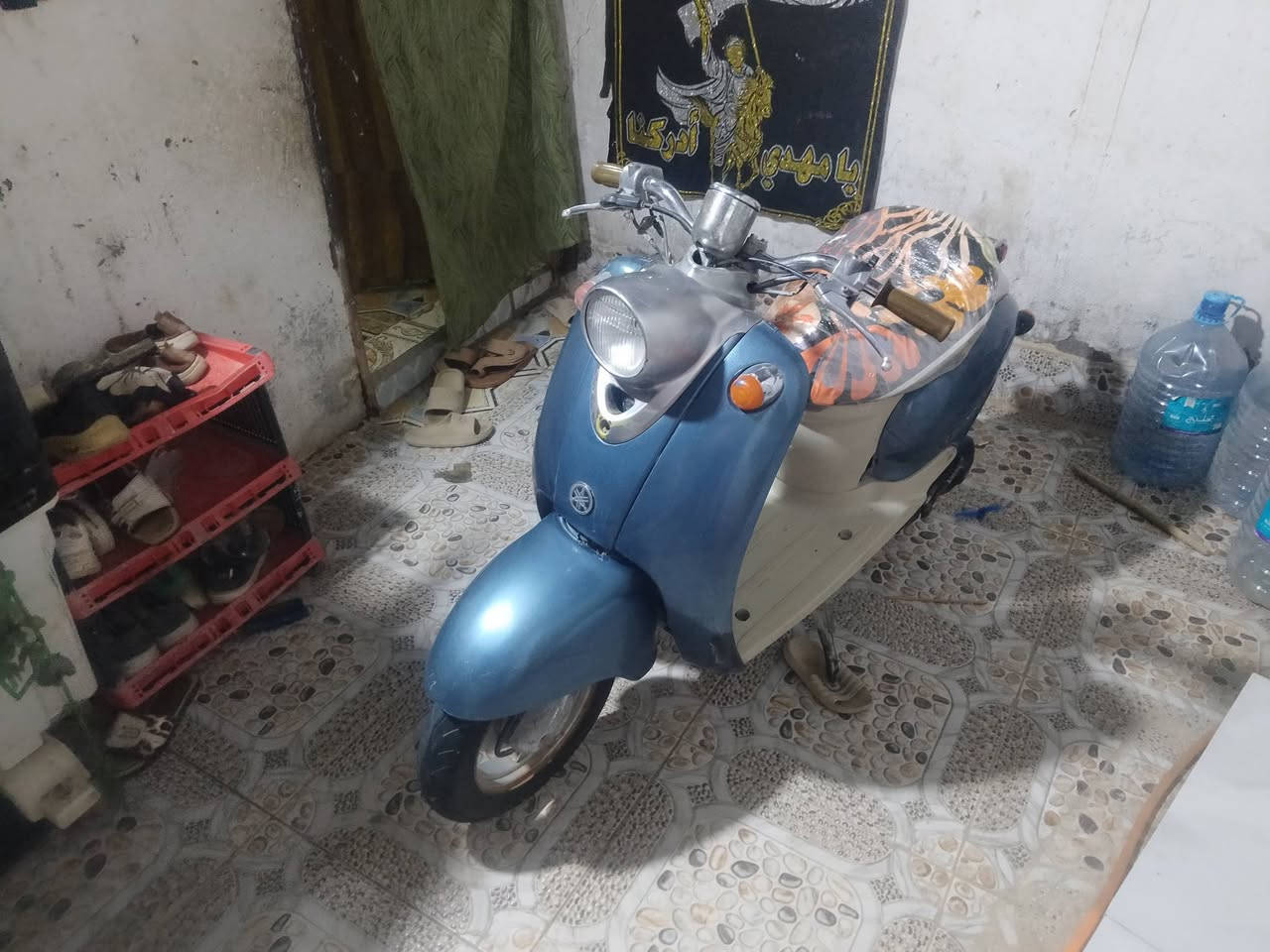 سلام عليكم مصريه للبيع شغاله سلف هندرلايت بك لايت قفل جنطه تايرات جدد مكينه ناعمه شلعه ومعدل دراجه كل نقص مابيه ماعده الباتري لسلف سعره 175 بيه مجال مكاني ناصريه مركز حي الزهرا يم علوت السمج شراي اتصل وخادمك *********** كفره اصلي الدراجه احلامن الصور
