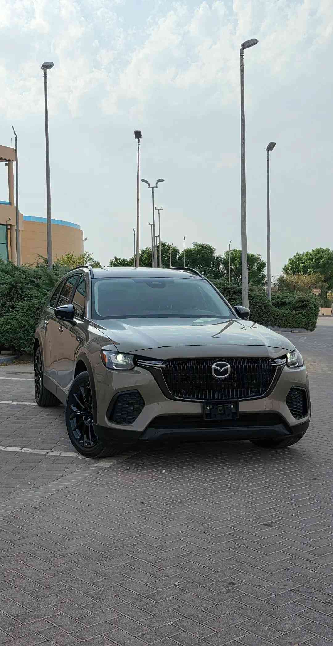 #پاشامازدا  مازداCX_70 🚗 ـ2026 بی بۆیاخ بی گۆراوە 1 پەڵە ساردی هەیە پیش و دوای کەپس ئەرباکی نە تەقیوە مواصفات PREMAR لایت زینۆن ، لایت لید ، ڕادار 360 ،  دەسک بصمە ،  ویل کڕۆم ، ئاوینە کارەبا ، ئاوینە ڕادار ، ئاوینە ئیشارات ،  صلاید  ،سوکان کارەبا ،  کوشنی پیشەوە گەرم و سارد  ، کوشن دواوە گەرم  ، چارجی موبایل ، گیچ ئەلیکترۆنی ، سوکان هیتەر ، کوشن کارەبا ، سوکان ڤۆلیوم ، سوکان تەلفون ، بصمە  ،  بریک بصمە ، کوشن جلد ، شاشە ، SPORT،  بگ لایت لیدە ـ4x4 مەکینە 3.3 TORBO HIBIRD 6 بستۆن ـ3.000 Mil 3 مانگ ڕەقام کاتی تیە ماوە بۆ زانیاری زیاتر کۆمینت یان پەیوەندی بکە ☎️.  ***********  ***********  ناونیشان سلیمانی شەقامی مەلیک محمود  Salahaddin Auto — معرض صلاح الدین  https://maps.app.goo.gl/GTqjTbohj8BvP
