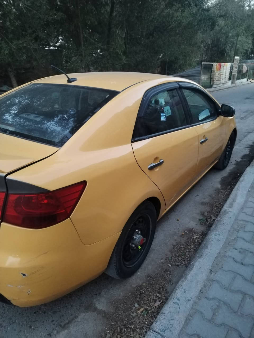 السلام عليكم
كيا فورتي2013 وارد امريكي
مكينة 2000دوش
تحكم ستيرن جهتين
شاشة+كامرة
اشاير بلمري+مري شفط
كشنات جلد 
رقم بغداد انگليزي+بسمي
مكينة وكير مكفولات كير6نمر المكينة شديتها جديدة مال حاوية ضربتها جاملغ وبنيد فقط تبديل بدون دواخل شواصي سليمة 
سعرها75 وبيها مجال قليل حگ الجية
هـ ***********

