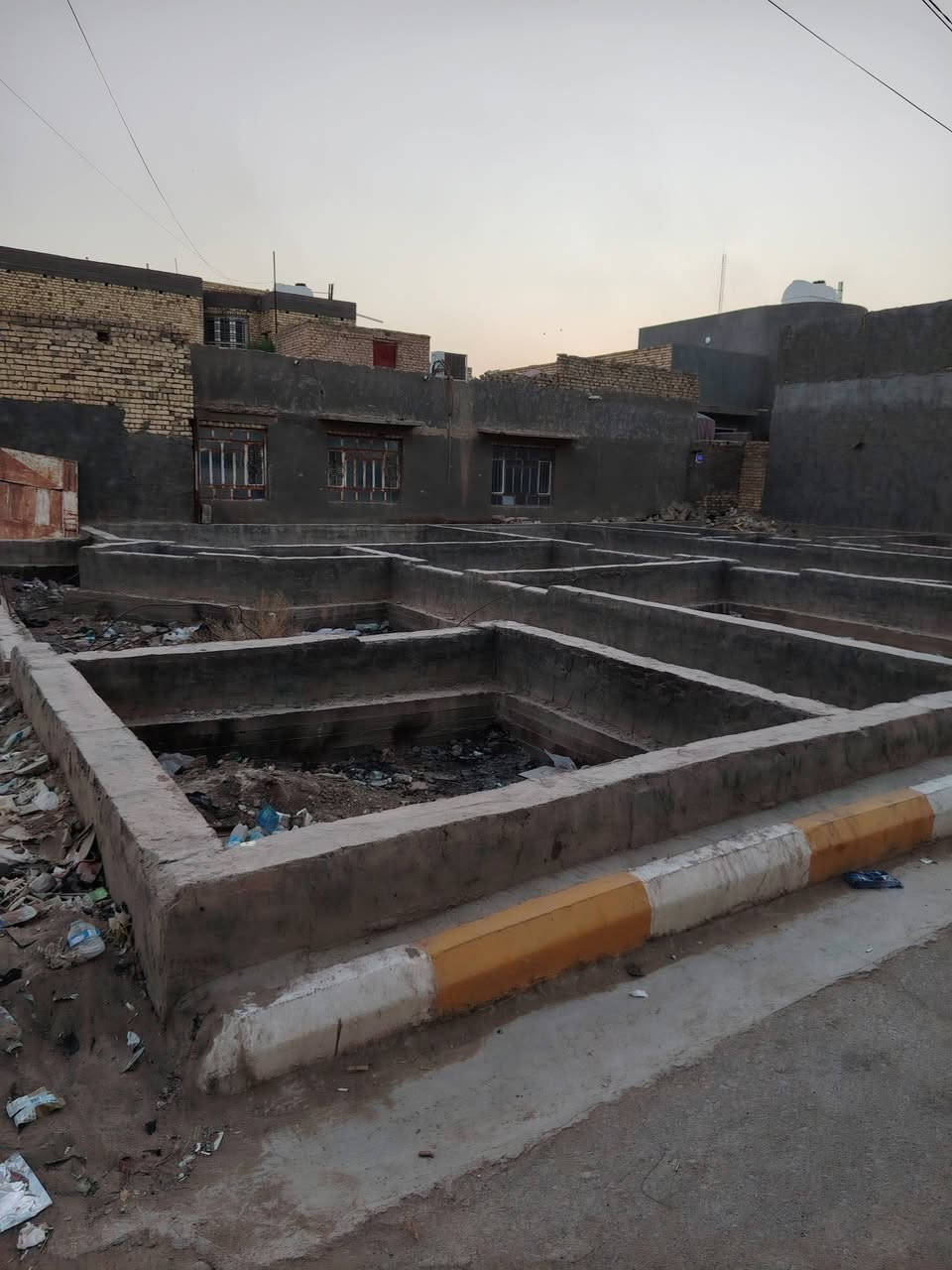 السلام عليكم
عرصه للبيع بية بتلو مساحة ٣٠٠ حي الجهاد شارع المحكمة مكلف بالنشر
للاستفسار الاتصال على الرقم  ***********
