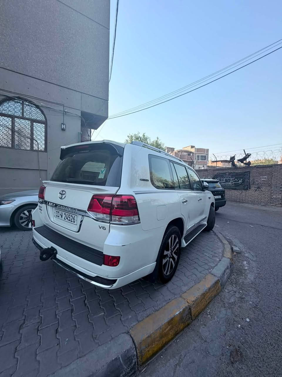 لاندكروز 2019 gxr 
v6 4000cc 
(السيارة ساز) ام الدعاء القفلة مال لاندكروز 
السيارة مكفولة من الصبغ عدا مكانات بارد 

ممشى السيارة 110 الف كبلومتر قابل للزيادة 

490 وبيها مجال للشاري 

رقم الهاتف : ***********
