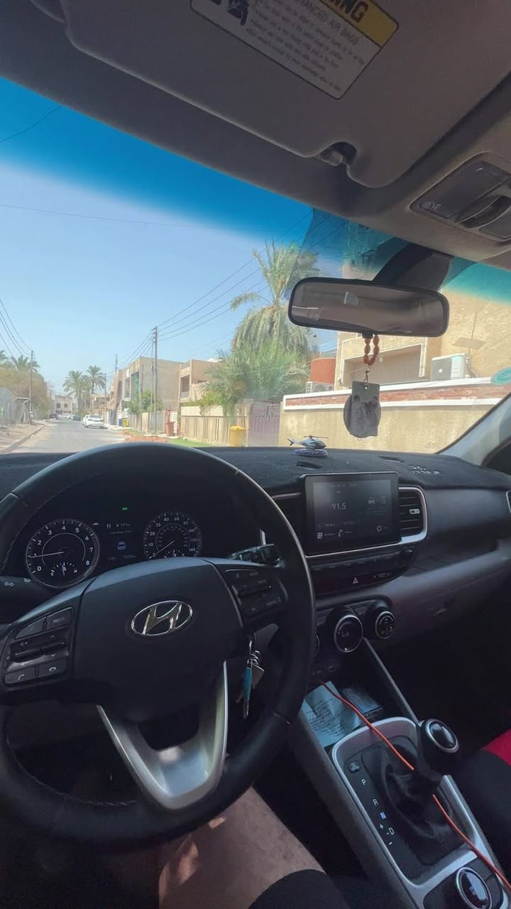 هونداي فينو 2022للبيع
السيارة فول مواصفات مكينه 1600 دبل نوزل دوش 
رقم بغداد جديد بسمي
 شاشة كبيرة تحكمات ستيرن كامرة دوارة مانع انزلاق تحديد مسارات  نظام ايكو 3 أنظمة قياده ويل كب   وبيها بعد مواصفات سياره ماال جناي 
ماشية 55 الف 
السيارة مكفولة بدون صبغ 
بيها فقط دعاميه بيها بارد فقط شبرين 
مكاني بغداد السيديه 
السعر 120 وبيها مجال للشراي
***********
