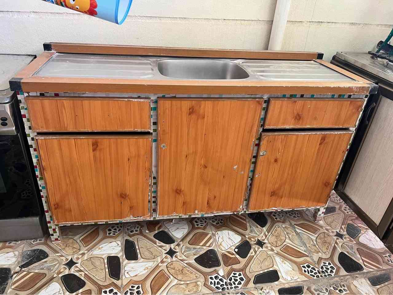 مزاد انس الوندي 

سنك متر و60 سم عمل يد كلش نظيف فقط يدات يحتاج سعر 60 الف 

كاونتر متر و30 ويا ملحق مالته سعر 70 الف 

عنوان بختياري اول مقابيل مدرسه روشنبير 

رقم اتصال ***********

واتساب *********** خناقين, ديالى
