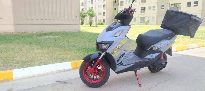السلام عليكم
دراجه سكنس GT
بطاريه ليثيوم 21 امبير 72 فولت
الدراجه تمشيك 70KM بالشحنة
تحكم بلوتوث بالستيرن
سويجين وبصمتين وكارتين
نظام حمايه
لايت زينون عالي ناصي ورماش
دبل اشاره 
4 سرع
نظام R رجوع للخلف
الدراجه حيل حلوه وحيل نضيفه 
السعر 800 وبيها مجال للشراي
مكاني بسماية
***********
