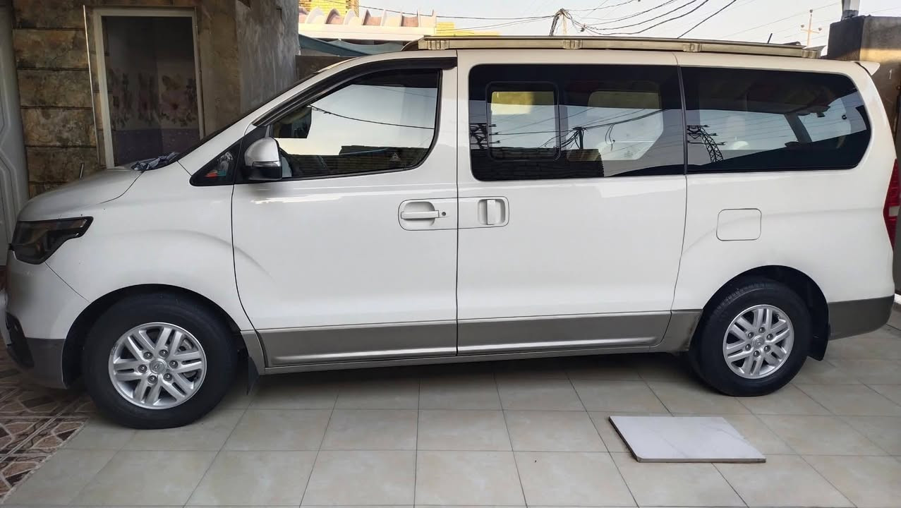 سلام عليكم ورحمة الله وبركاتة
ستاركس لبيع 

موديل 21

مفتوح 

سياره مكفوله كفاله عامه 
شرط السونار 
 سياره جاهزه علئ اخر حبايه 
مكان سياره الناصرية 

الاتصال ولستفسار عبر الرقم ***********
