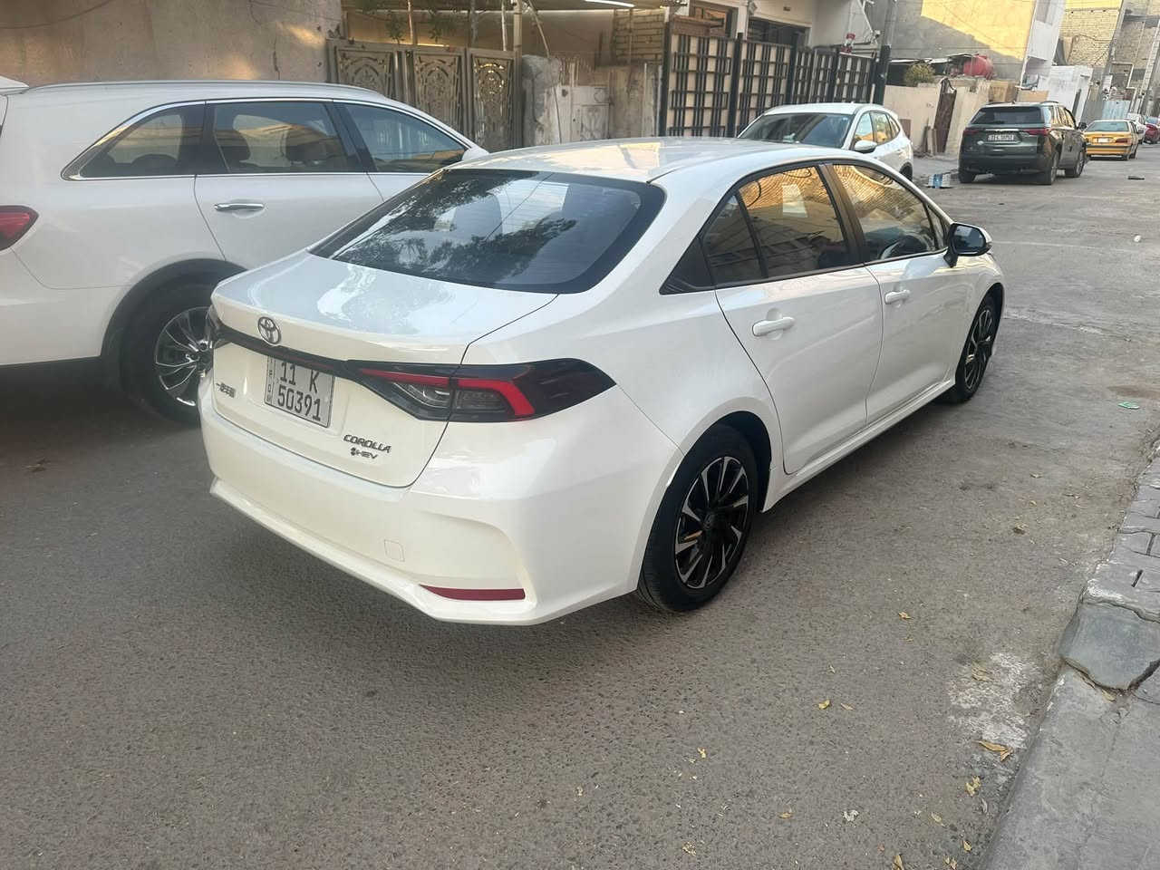 السلام عليكم 
كورلا هايبرد 2025 شكل 26 
مكفوله كفاله وضع زيرو 
ماشيه 5000 الف 
فول مواصفات. كرسي كهرباء 

السعر 280300  مليون 
رقمي ***********

